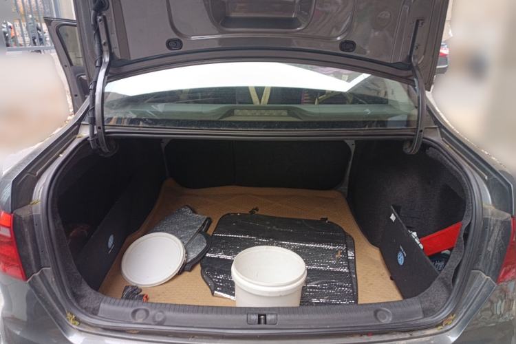 Used Volkswagen Lavida 2013 Revised Version 1.4 TSI Manual Comfort Edition Trunk