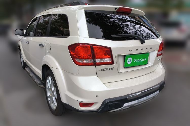 Used Dodge Journey 2013 2.4L Two-Wheel Drive Luxury Version