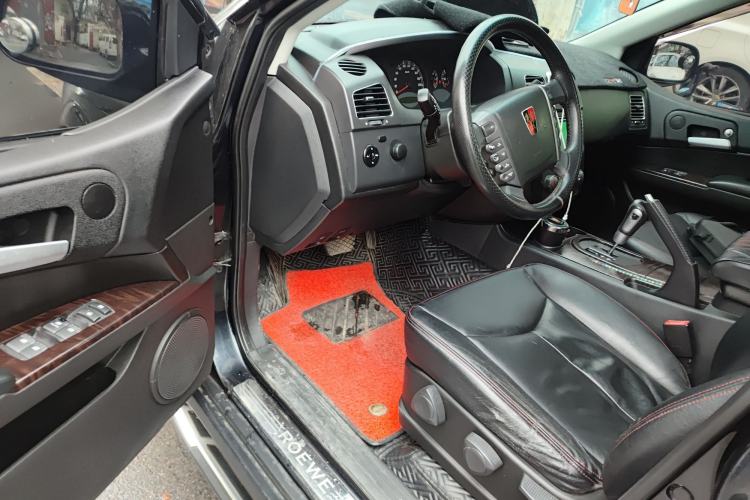 Used Roewe W5 2014 1.8T 2WD Automatic Tharu Special Edition
