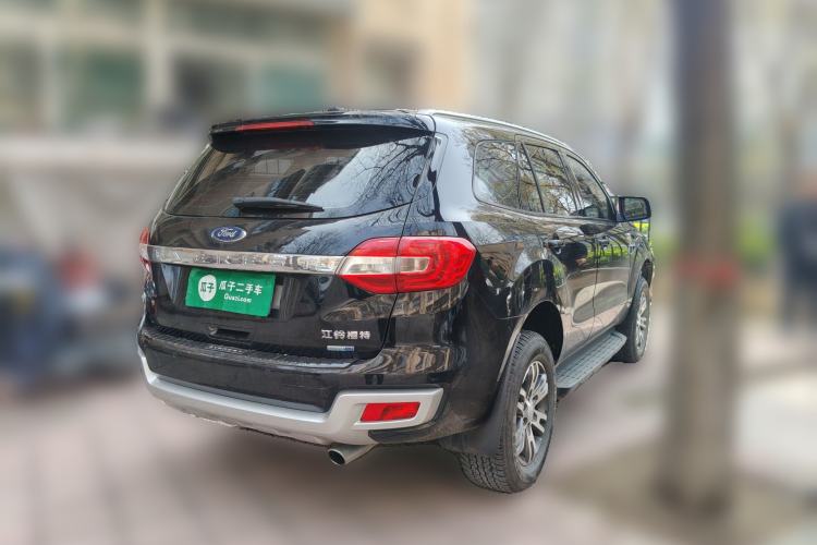 Used Ford Everest 2019 2.0T Gasoline Automatic 4x4 Luxury Edition 5 Seats Rear Right 45 Deg