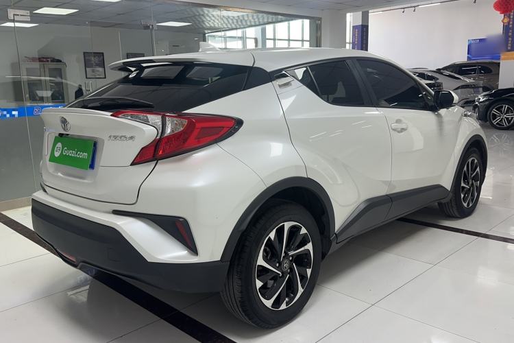 Used Toyota IZOA 2018 2.0L Yichi Edition China V Standard