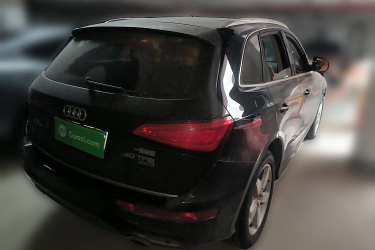 Used Audi Q5 2018 Collector's Edition 40 TFSI Ambition Model
