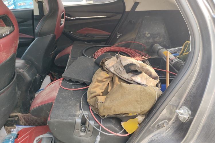 Used CHANGAN OSHAN X5 2021 1.5T DCT Prestige Edition Left Rear Seat