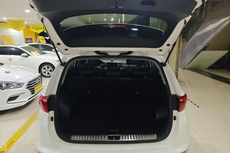 Used Kia KX5 2016 1.6T Automatic Two-Wheel Drive Premium Trunk