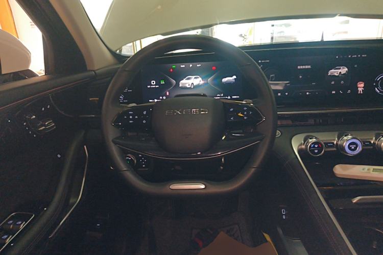 Used EXEED Stellar 2023 400T Two-Wheel Drive Comfort Edition