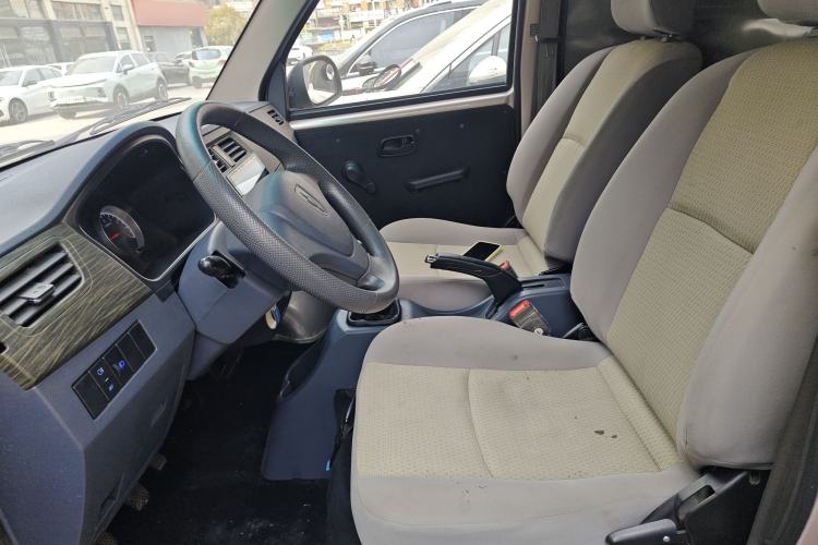 Used Jinbei Hiace X30 2023 1.5L Super-Enjoyment Van 2/5 Seats Non-Air-Conditioned Version SWC15M