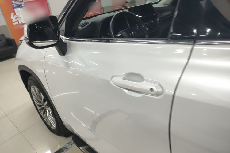 Used Toyota Highlander 2022 Dual-Engine 2.5L Four-Wheel Drive Prestige Version 7 Seats
