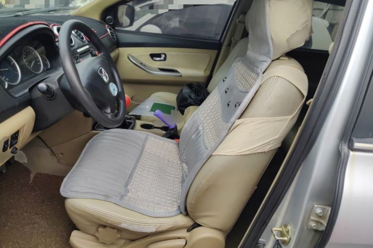 Used JMC Yusheng S350 2013 2.4T Two-Wheel-Drive Special Edition