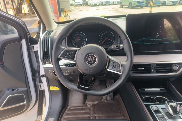 Used BYD Tang New Energy 2019 DM 2.0T All-Wheel Drive Smart Connect & Enjoy Model 7 Seats China VI Standard Steering Wheel