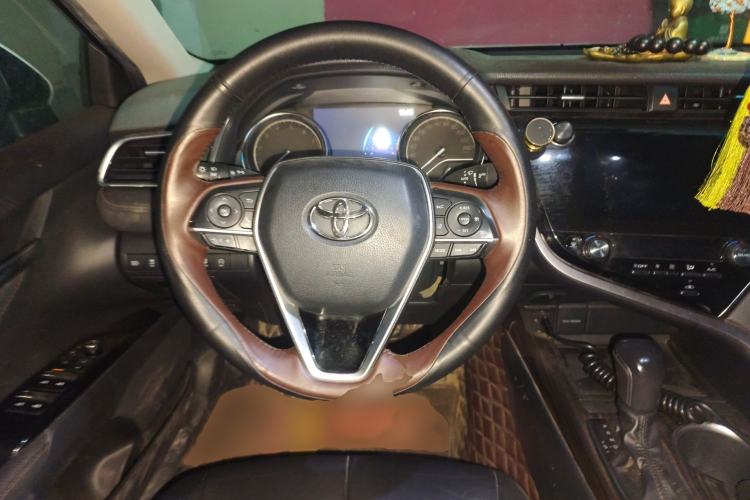 Used Toyota Camry 2019 2.5G Luxury Edition China VI Standard Steering Wheel