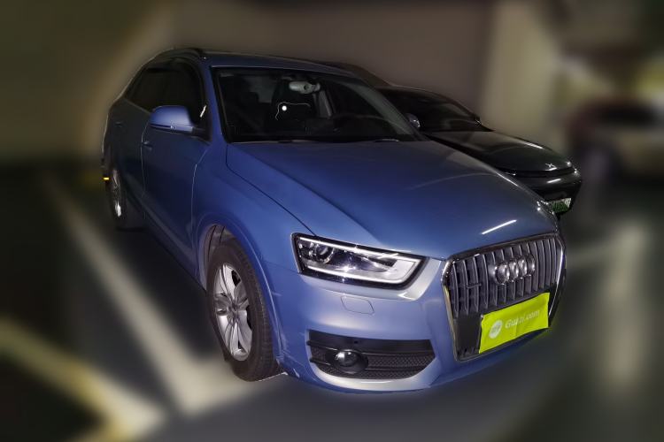 Used Audi Q3 2015 35 TFSI quattro Technology Edition Front Right 45 Deg