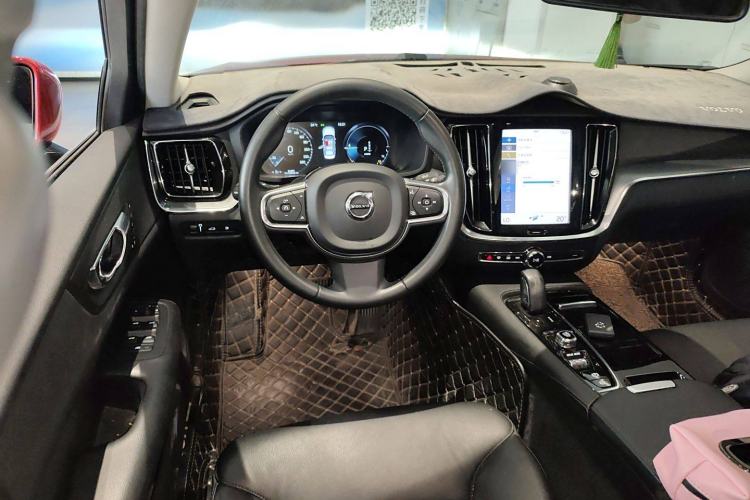 Used Volvo S60 New Energy 2021 T8 E-Drive Hybrid Four-Wheel Drive Smart Luxury Edition
