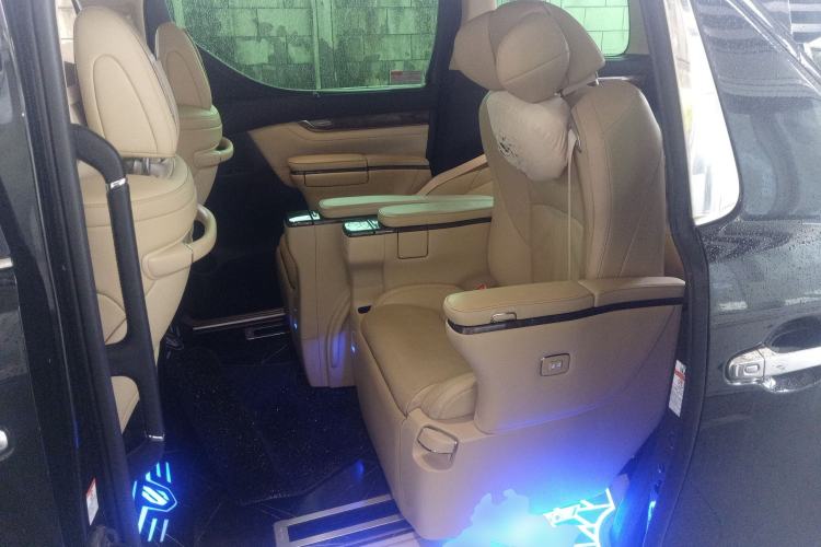 Used Toyota Vellfire 2021 Crown Dual-Engine 2.5L HV Supreme Edition
