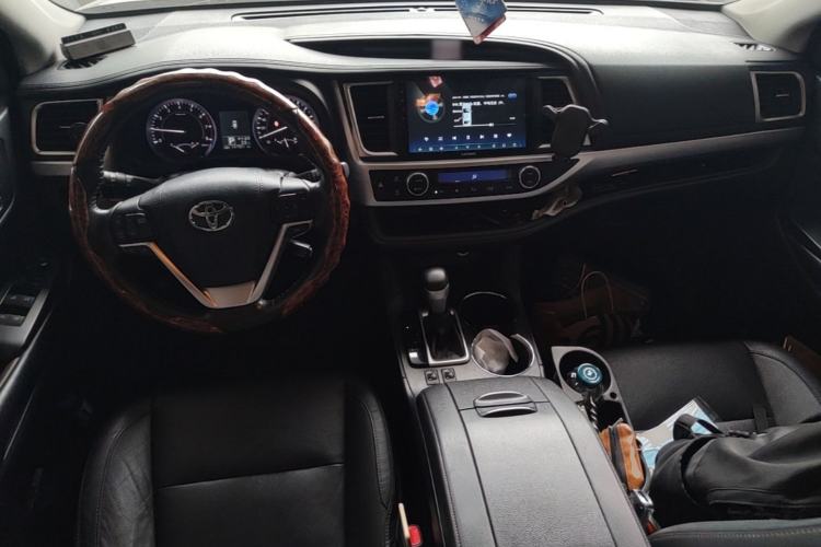 Used Toyota Highlander 2017 2.0T Four-Wheel Drive Luxury Edition 7 Seats

