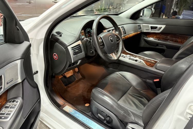 Used Jaguar XF 2015 XF 2.0T Luxury Edition