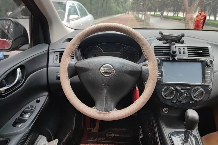 Used Nissan Tiida 2014 1.6L CVT Comfort Model
