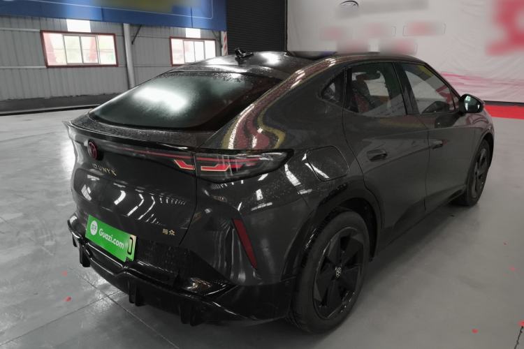 Used Volkswagen ID.UNYX 2024 Pro Long-Range Version
