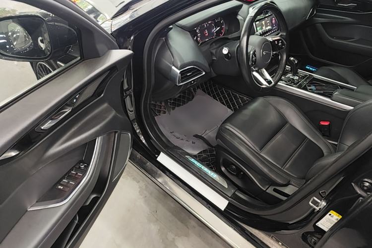 Used Jaguar XEL 2020 2.0T 200 PS S Advanced Elegance Edition
