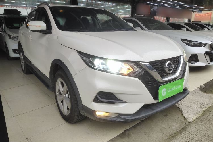 Used Nissan Qashqai 2019 2.0L CVT Smart Enjoyment Version Front Right 45 Deg