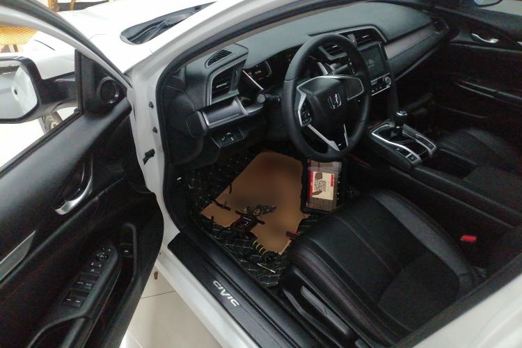 Used Honda Civic 2016 220TURBO Manual Luxury Edition Driver Seat