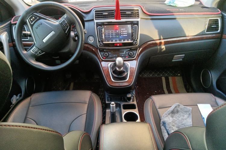 Used Haval H6 2017 Red-Label Sport Edition 1.5T Manual Two-Wheel Drive Elite Model