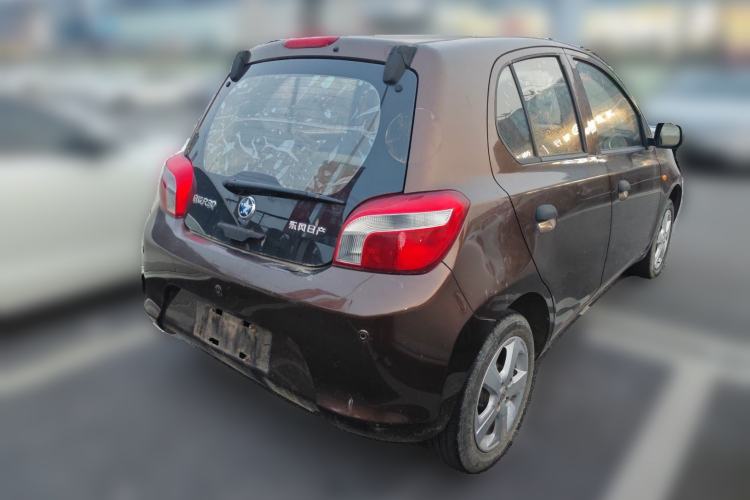 Used Venucia R30 2014 1.2L Manual Luxury Edition Rear Right 45 Deg