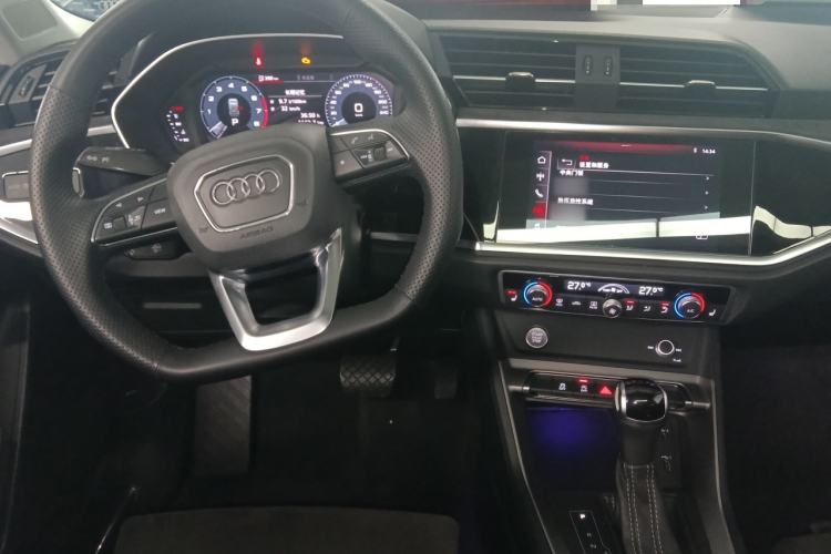 Used Audi Q3 2019 40 TFSI Fashion Dynamic Model
