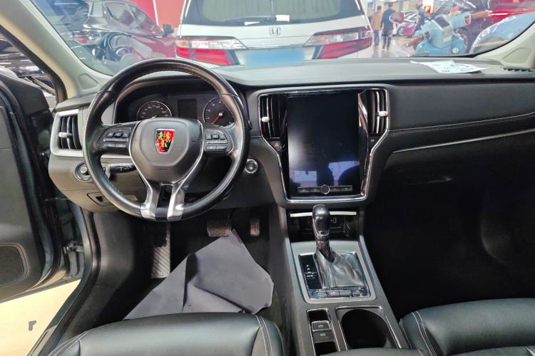 Used Roewe i6 2017 16T Automatic Connected Smart Edition
