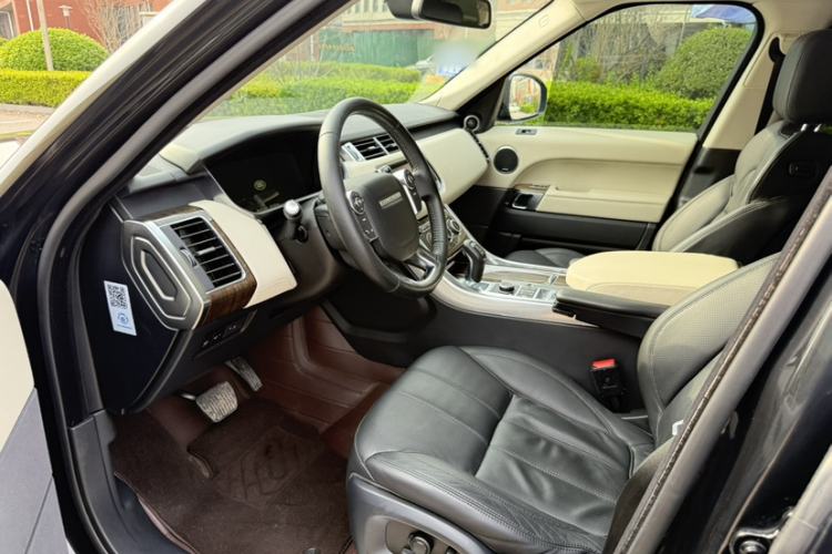 Used Land Rover Range Sport 2016 3.0 SC V6 HSE Interior 2