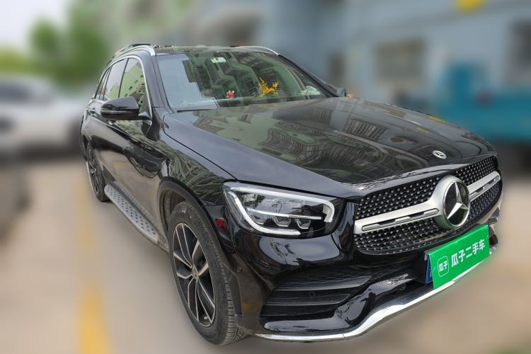 Used Mercedes-Benz GLC 2022 GLC 260 L 4MATIC Luxury Model Front Right 45 Deg