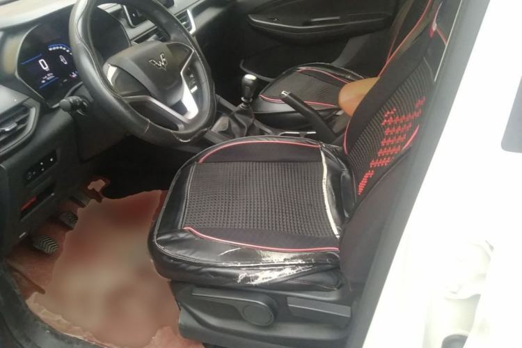 Used Wuling Hongguang S3 2019 1.5L Manual Comfort Model China VI Standard
