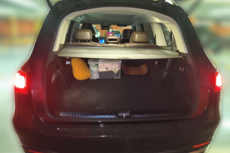 Used Mercedes-Benz GLS 2021 GLS 450 4MATIC Luxury Model Trunk