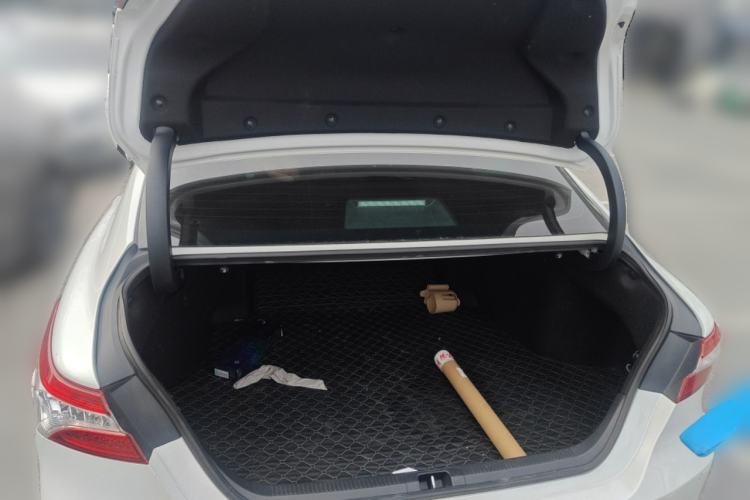 Used Toyota Camry 2023 2.0G Luxury Edition
