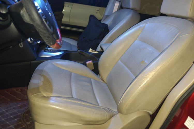 Used Nissan Qashqai 2011 2.0 XV Lea CVT 2WD Left Front Seat