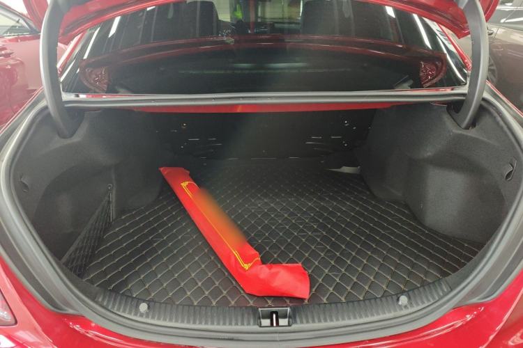 Used Mercedes-Benz C-Class 2020 Restyled C 200 L Fashion Edition Sport Version Trunk