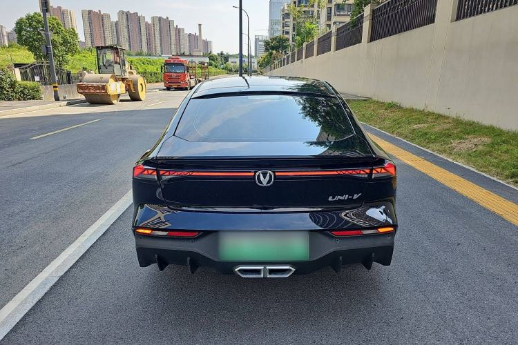 Used Changan UNI-V iDD 2024 Blue Whale Smart Electric iDD 136km Luxury Model
