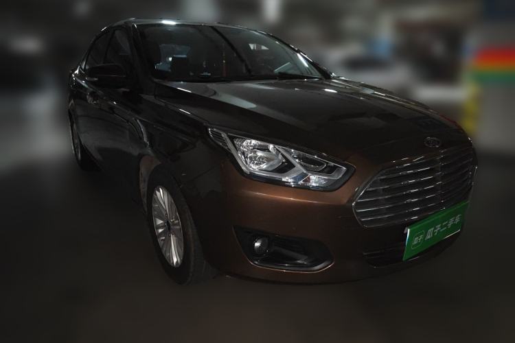 Used Ford Escort 2015 1.5L Automatic Comfort Edition Front Right 45 Deg