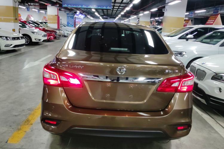 Used Nissan Sylphy 2019 1.6XV CVT Smart Connect Luxury Edition China VI Standard Rear
