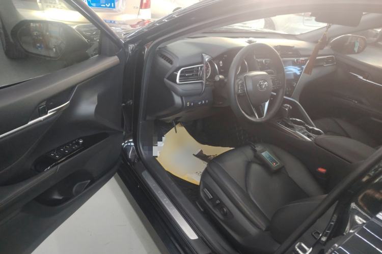 Used Toyota Camry 2019 2.5G Luxury Edition China VI Standard
