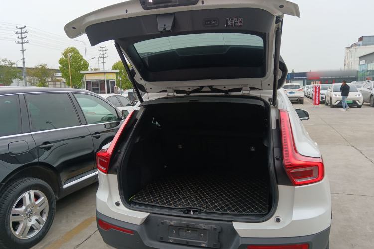 Used Volvo XC40 2021 T4 Four-Wheel Drive Smart Luxury Edition
