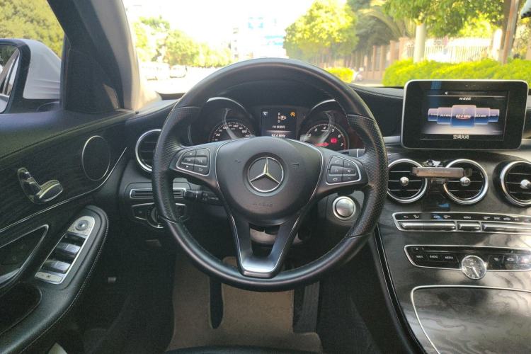 Used Mercedes-Benz C-Class 2015 C 180 L Sport Edition Steering Wheel
