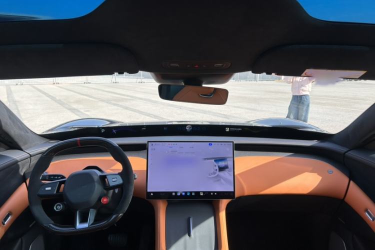 Used Xiaomi Auto YU7 2025 Ultra-Long Range High-Performance All-Wheel-Drive Max Edition