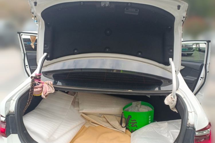 Used BYD Qin New Energy 2021 Standard Edition Trunk