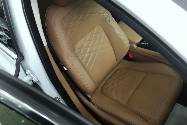 Used Jaguar XFL 2023 XFL 2.0T P250 Two-Wheel-Drive Luxury Deluxe Edition
