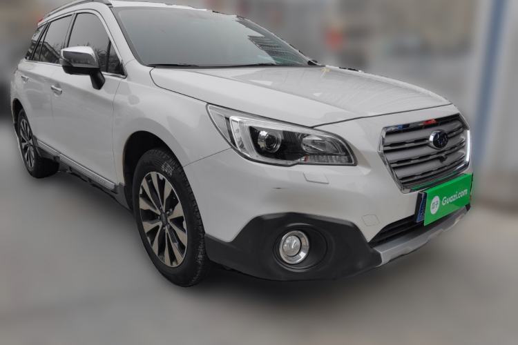 Used Subaru Outback 2016 2.5i Sport Navigation Edition Front Right 45 Deg