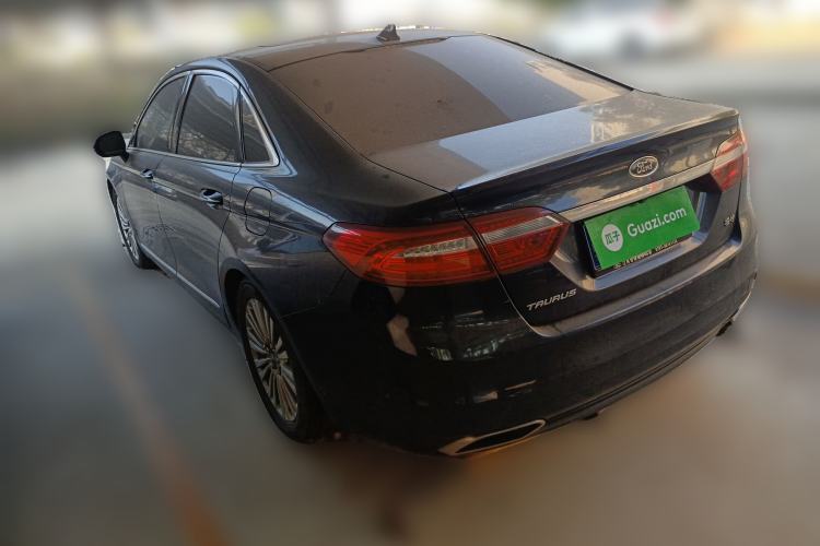 Used Ford Taurus 2015 EcoBoost 245 Luxury Model
