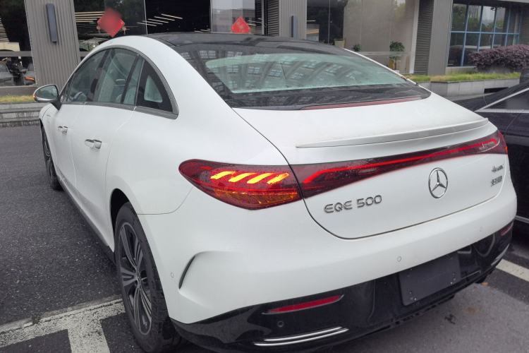 Used Mercedes-Benz EQE 2025 500 4MATIC Pioneer Edition Exterior 2