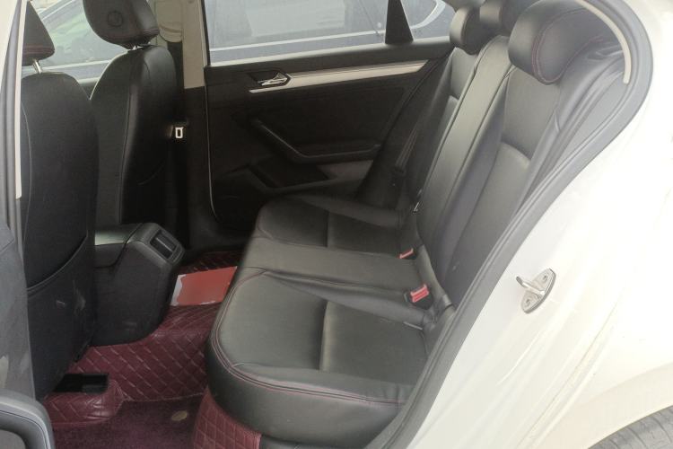 Used Volkswagen Lamando 2019 230TSI DSG Fashion Edition China VI