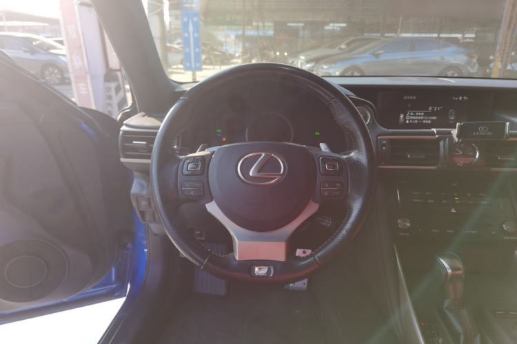 Used Lexus IS 2017 300 F SPORT Edition
