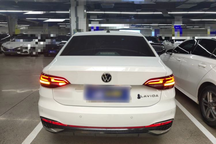 Used Volkswagen Lavida 2024 1.5L Automatic Starry Sky 5 Million Edition Rear